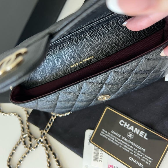 NWT Chanel Sunglasses Crossbody bag - Picture 4 of 6